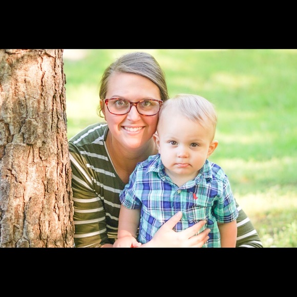 Meet your Posher, Madison - Picture 1 of 1